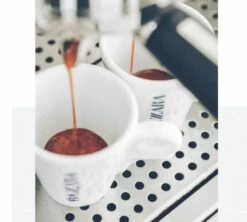 1kg Café En Grain Aromamore Arabica/Robusta - BAZZARA -Delonghial Magasin cafeengrainbazzaraaromamore