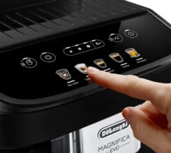 DELONGHI Magnifica EVO FEB 2961.B LatteCrema Garantie 5 Ans -Delonghial Magasin expresso broyeur feb2961b magnifica evo ambiance