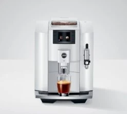 JURA E8 PianoWhite EB Smart Connect Offert Garantie 3 Ans -Delonghial Magasin expresso broyeur jura e8 pianowhite long barista