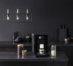KRUPS Intuition Preference EA873810 -Delonghial Magasin expresso broyeur krups ea873810 ambiance lait