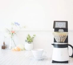 Carafe Isotherme V60 55 Cl Inox Double Paroi - Blanche - HARIO -Delonghial Magasin hariov602 1