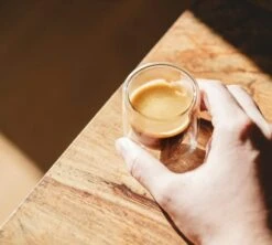 1 Kg Café En Grain Espresso - Caffè Vergnano -Delonghial Magasin lifestyle espresso 3