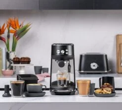 SAGE Machine Expresso The Bambino Black Truffle + Moulin à Café The Dose Control Pro -Delonghial Magasin sage bambino noire 2