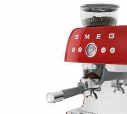 Machine Expresso SMEG EGF03RDEU Rouge Années 50 Avec Moulin Intégré -Delonghial Magasin smeg egf03 rouge 4